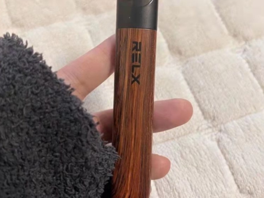 【猎奇心】悦刻烟弹拆解和自己注油的教程 【猎奇心】悦刻烟弹拆解和自己注油的教程